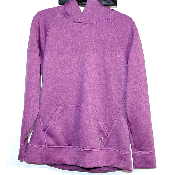 Reebok Tops - REEBOK LARGE HOODIE.
